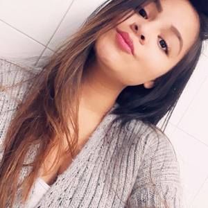 Meet your Posher, Daniela